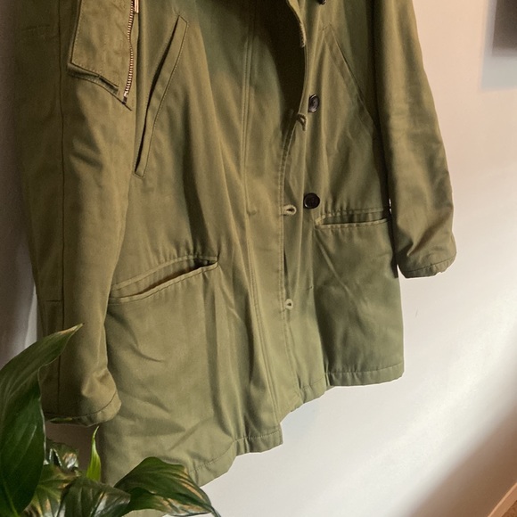 Cut 25 by Yigal Azrouel Olive Green Anorak Coat 100% Coyote Fur Hood - Picture 6 of 15